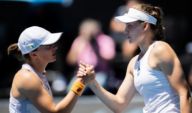 开云投注-斯瓦泰克发球已成致命软肋 心态急需按下重启键