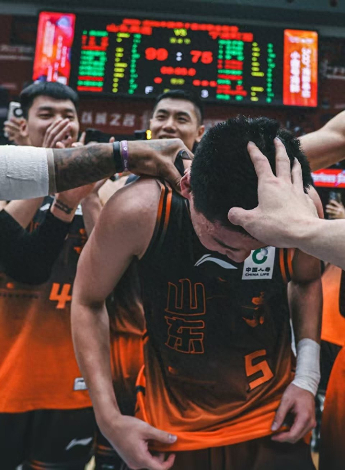 kaiyun app-大冷门！山东惨遭30分大败，高诗岩1中0仅4分，联赛前4没望了|宁波|山东队|北京首钢|球队|季后赛_新浪体育_新浪新闻